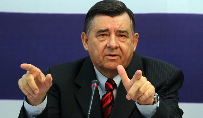 Γιώργος Καρατζαφέρης