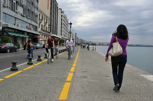 Θεσσαλονίκη πινακίδες απόστασης βαδίσματος