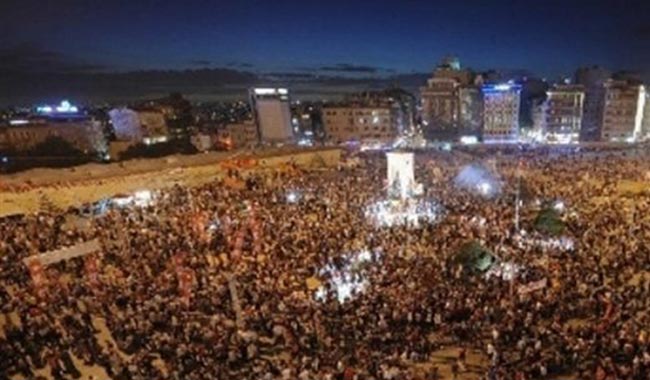 Πλατεία Ταξίμ