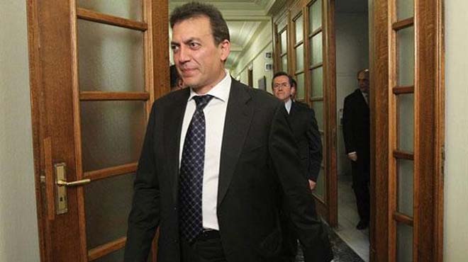 Βρούτσης