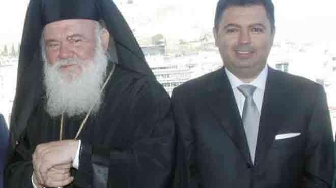 Αρχιεπίσκοπος με Λαυρεντιάδη