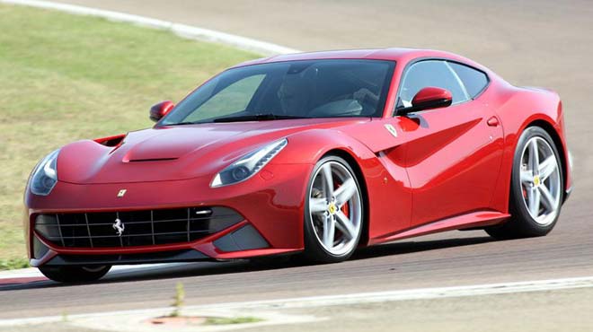 Κόκκινη Ferrari