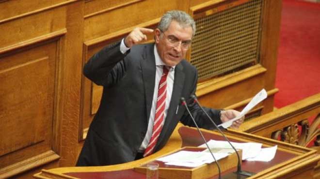 Βασίλης Καπερνάρος