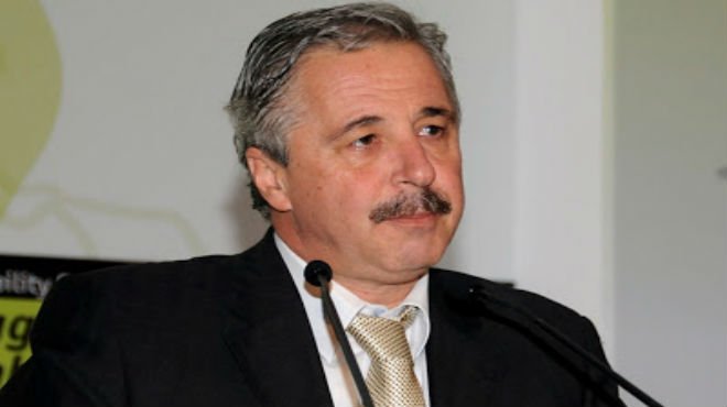 Γιάννης Μανιάτης