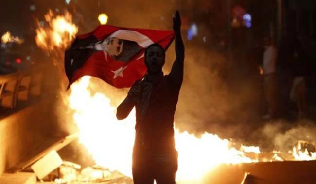 Τουρκία μπλοκάρει τις επικοινωνίες
