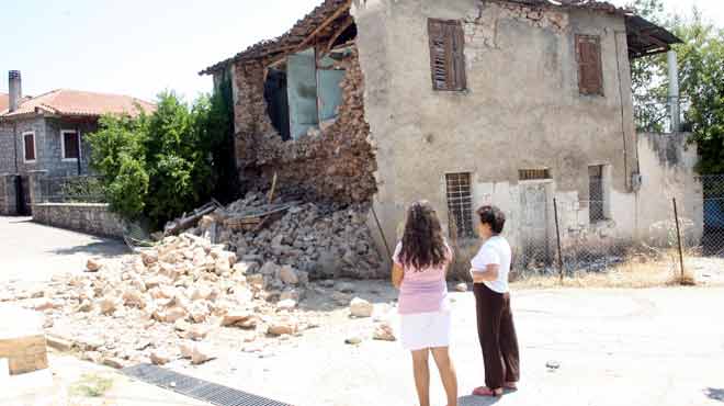 Ζημιές από το σεισμό