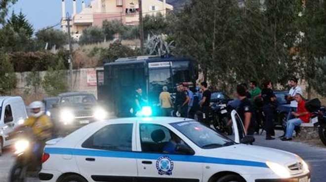 Η πυροσβεστική απαντάει στη Χρυσή Αυγή