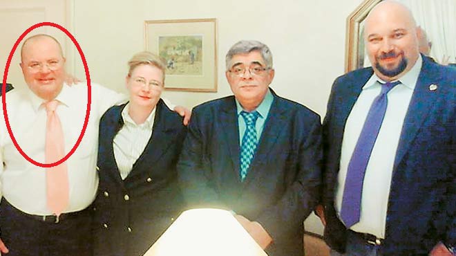 Κώστας Παρασχάκης