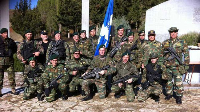 Στρατός