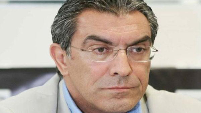 Βασίλης Καπερνάρος