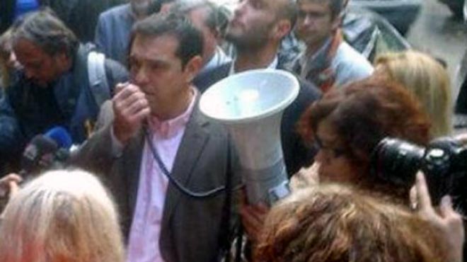 Ο Τσίπρας στη συγκέντρωση των καθαριστριών