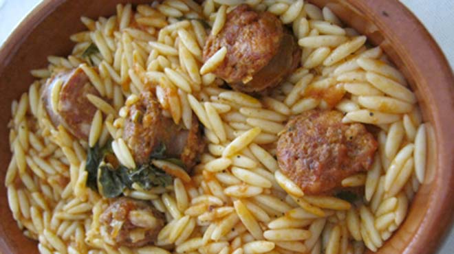 Λουκάνικο γιουβέτσι