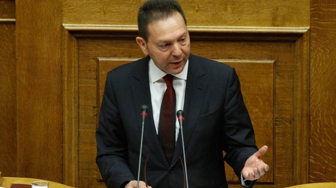 Γιάννης Στουρνάρας