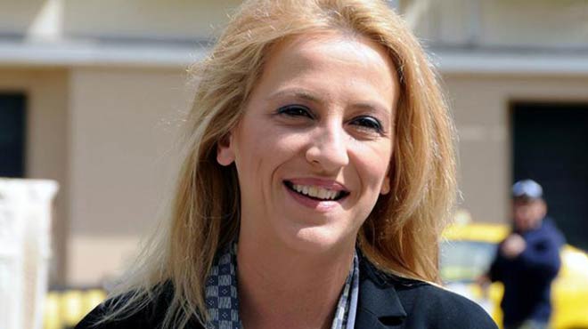 Ρένα Δούρου