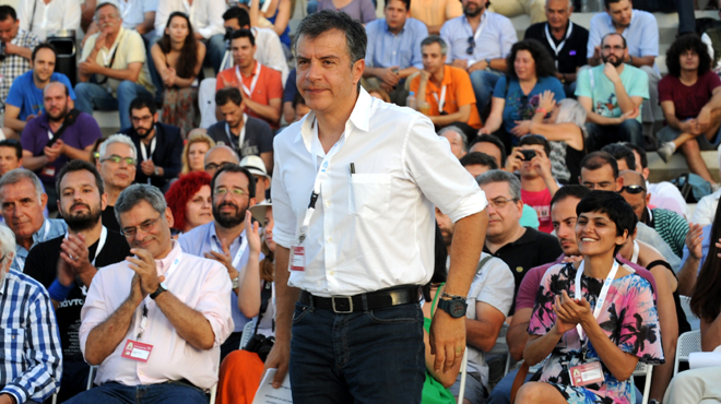 Σταύρος Θεοδωράκης