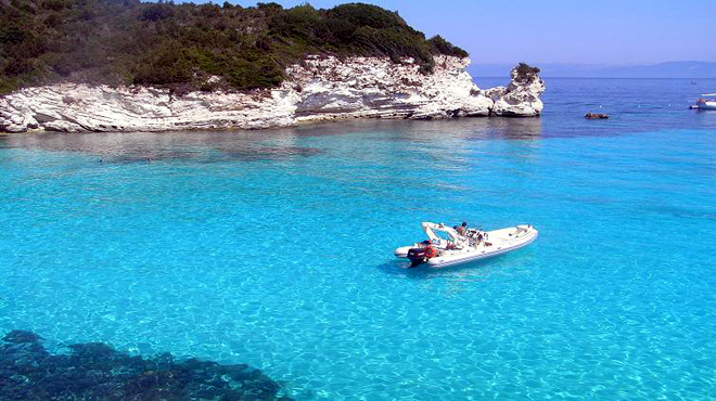 αντίπαξοι