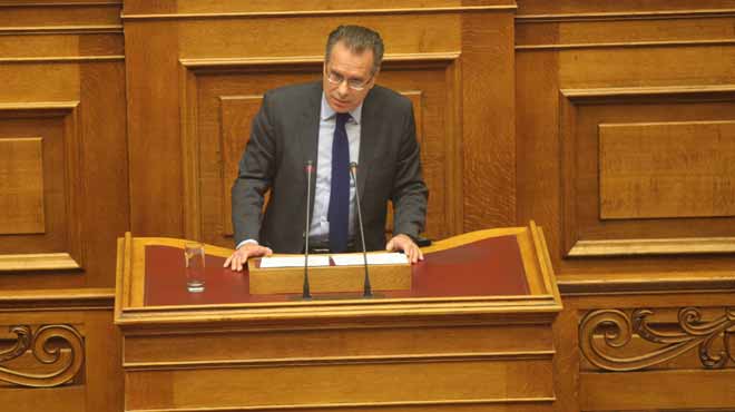Γιώργος Κουμουτσάκος