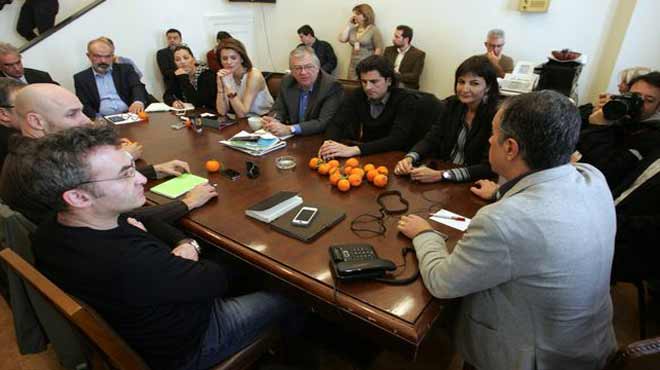 Θεοδωράκης Μανταρίνια