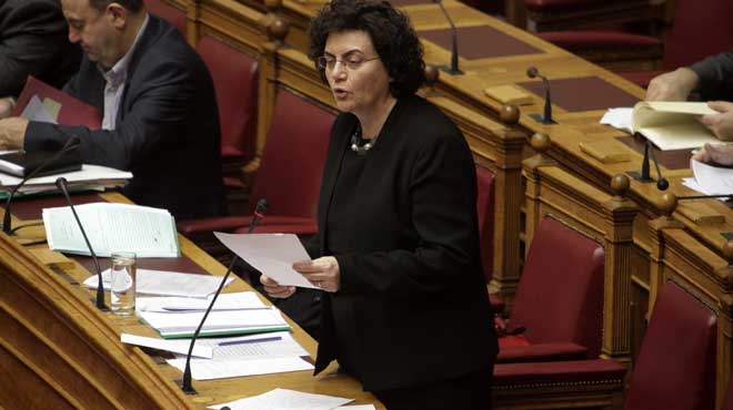 Νάντια Βαλαβάνη