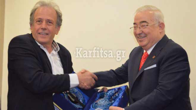 Επιχειρήσεις Καρφίτσα