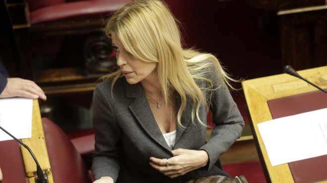 Έλενα Ράπτη
