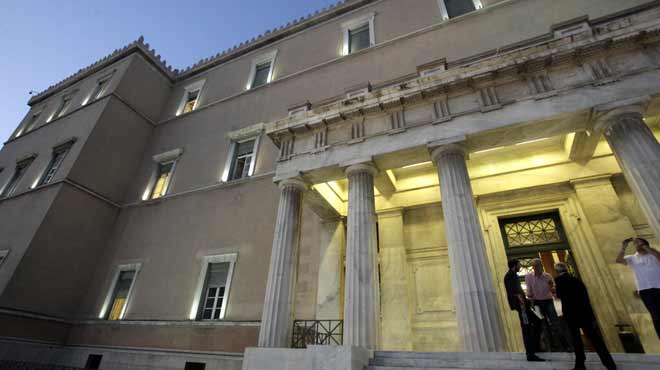 Βουλή Παρασκηνιακά