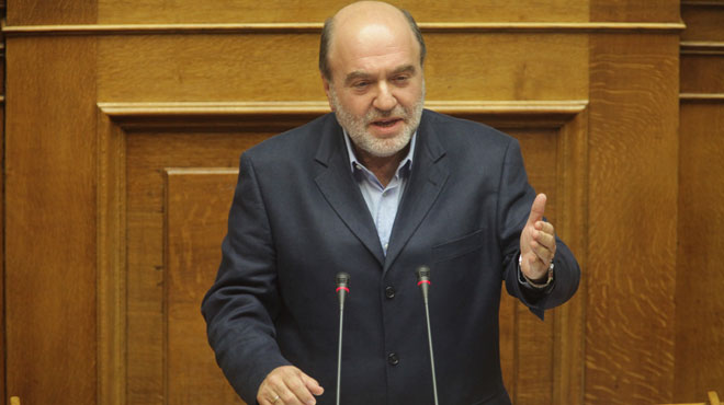 Τρύφων Αλεξιάδης