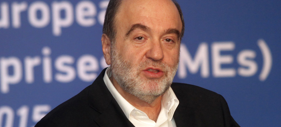 Τρύφων Αλεξιάδης