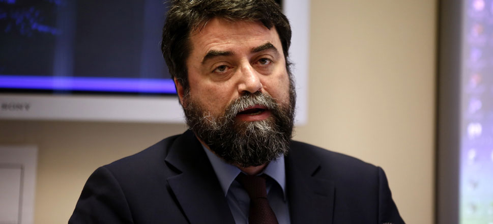 Βασίλης Οικονόμου