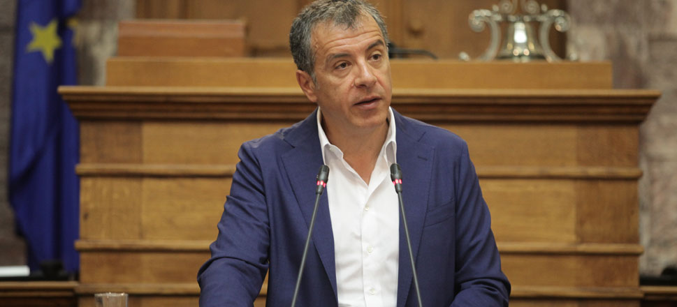 Σταύρος Θεοδωράκης